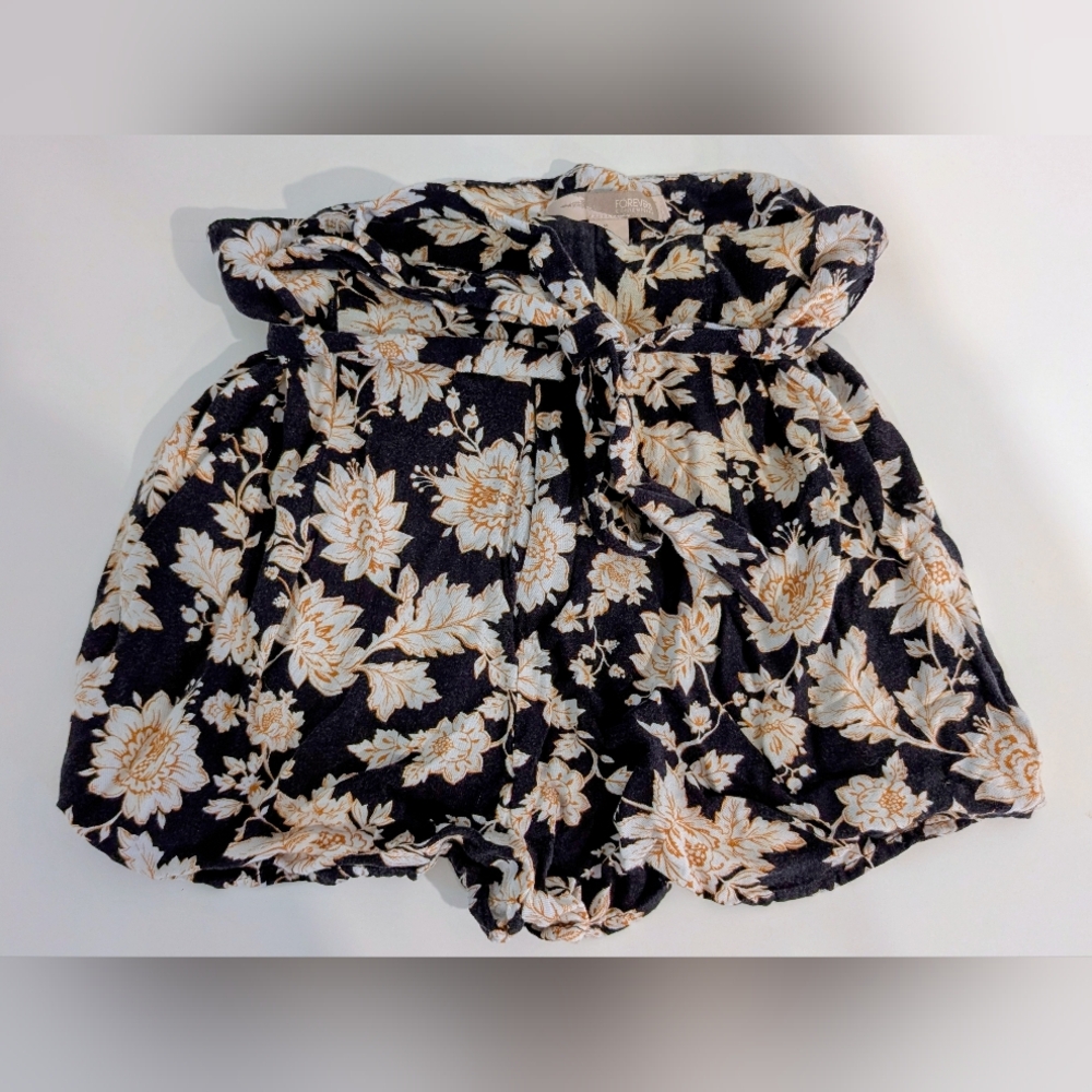 Forever 21 Contemporary Floral Blend High Rise Linen Shorts Size Medium